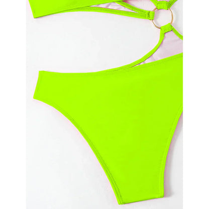 Monokini mit dekorativen goldenen Ringen