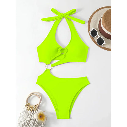 Monokini mit dekorativen goldenen Ringen