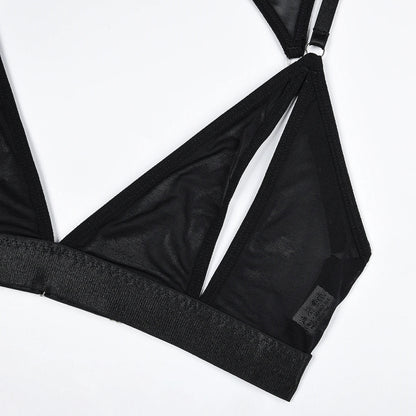 Set aus Unterwäsche mit Choker und Ausschnitten