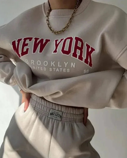 Lockerer Oversize-Pullover mit dem Aufdruck New York