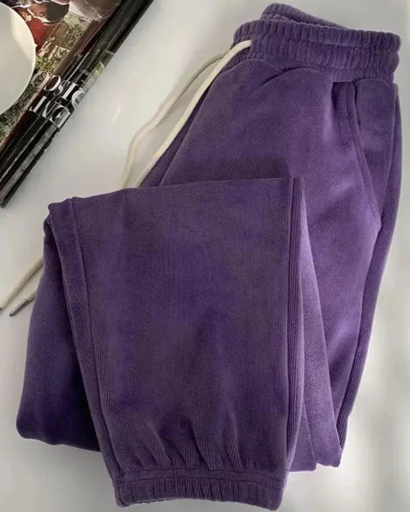 Bequeme lange Cordhosen mit Fütterung
