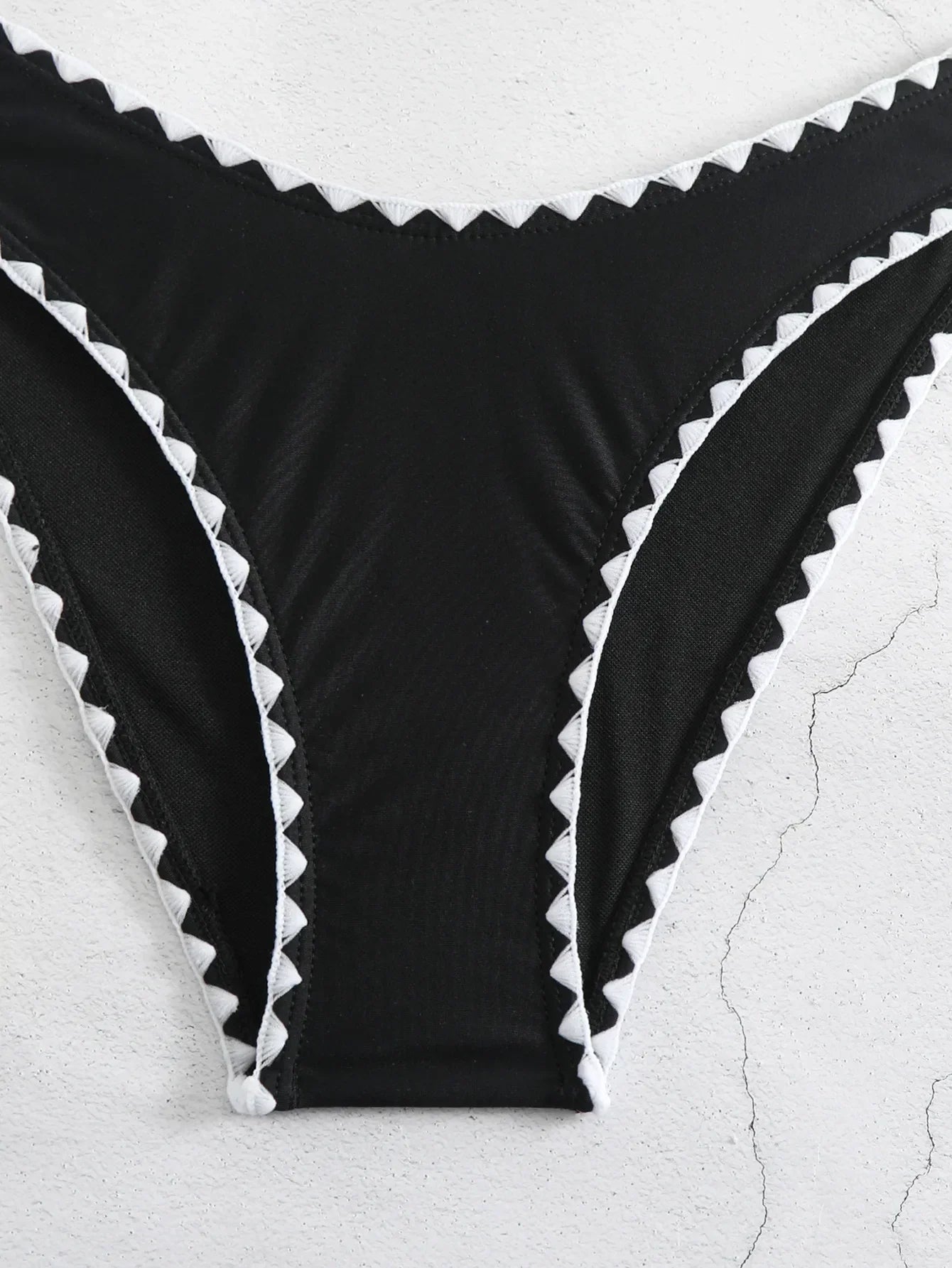 Bikini mit verstellbarem Rückenband