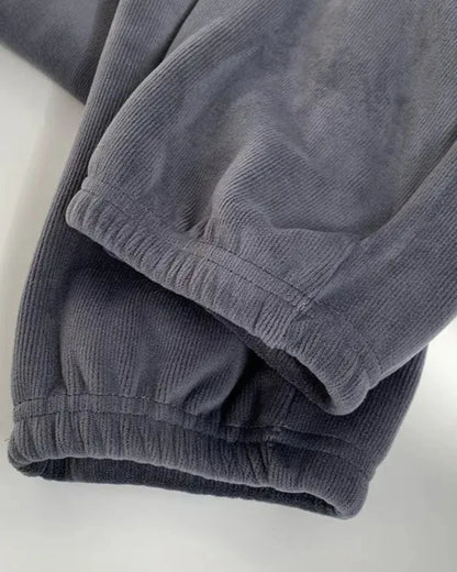Bequeme lange Cordhosen mit Fütterung