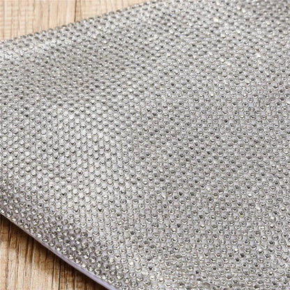 Zweiteiliger Badeanzug mit Diamanten