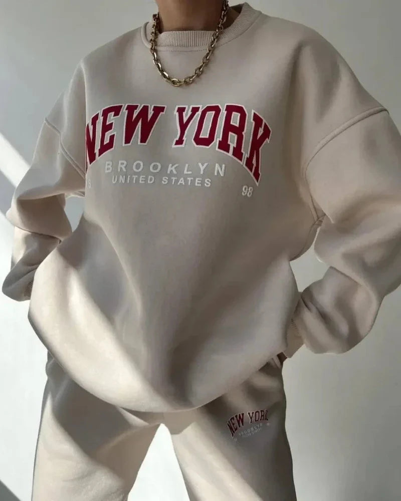 Lockerer Oversize-Pullover mit dem Aufdruck New York