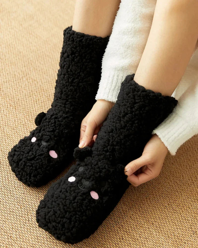 Flauschige Bärensocken