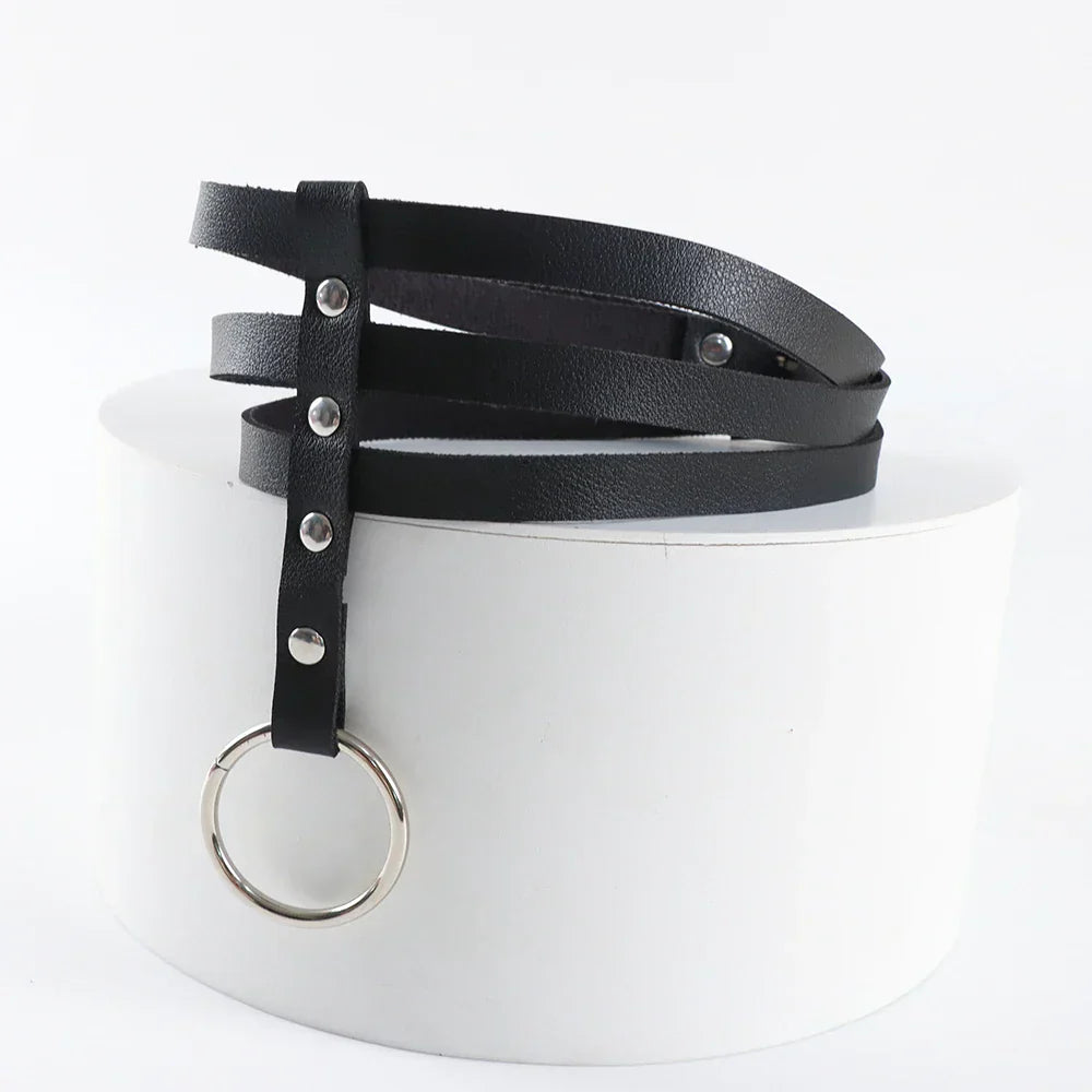 Choker-Geschirr mit verstellbaren Riemen