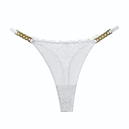 String mit dekorativer Kette