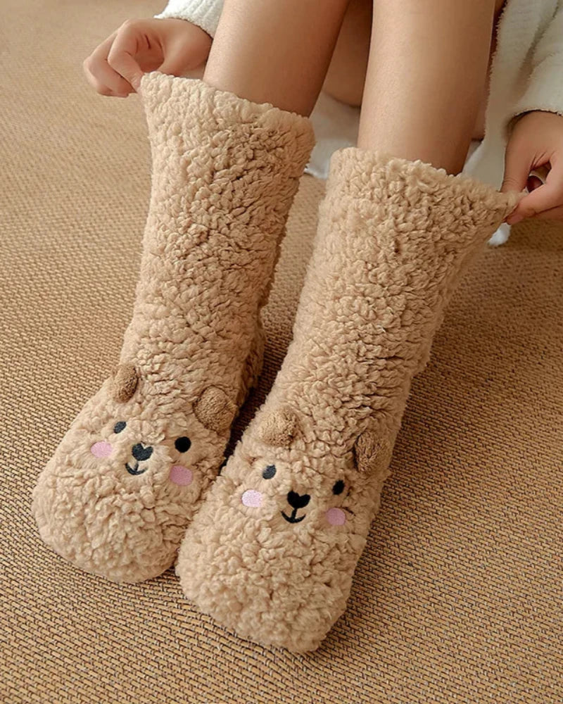 Flauschige Bärensocken