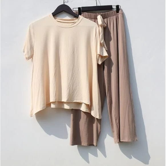 Beige Damenpyjama mit langer Hose