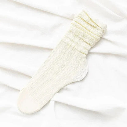 Beige Socken mit Spitze