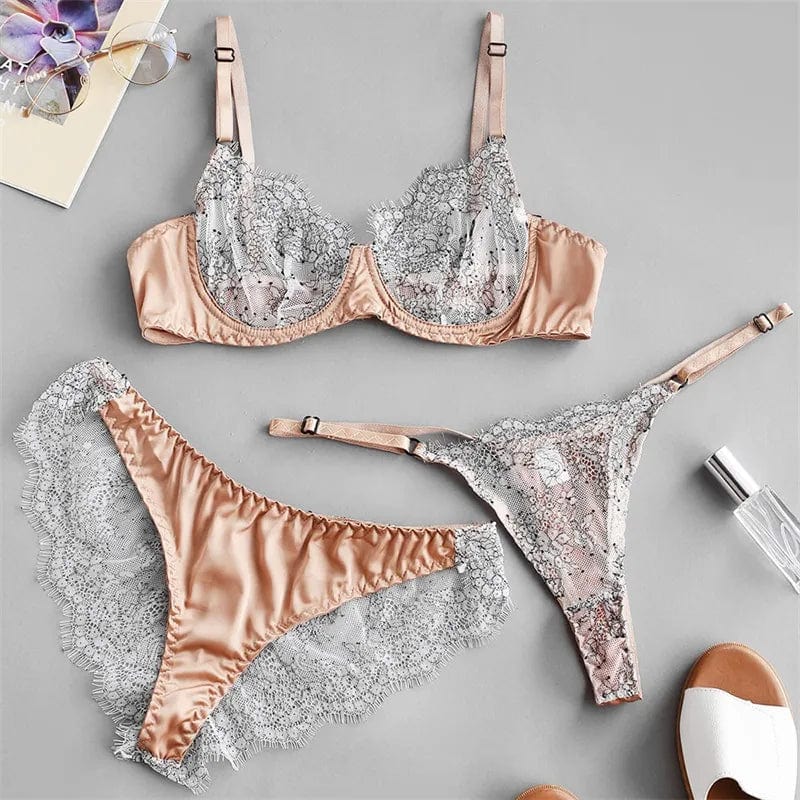 Beige Spitzen-Dessous-Set mit zwei Arten von Höschen