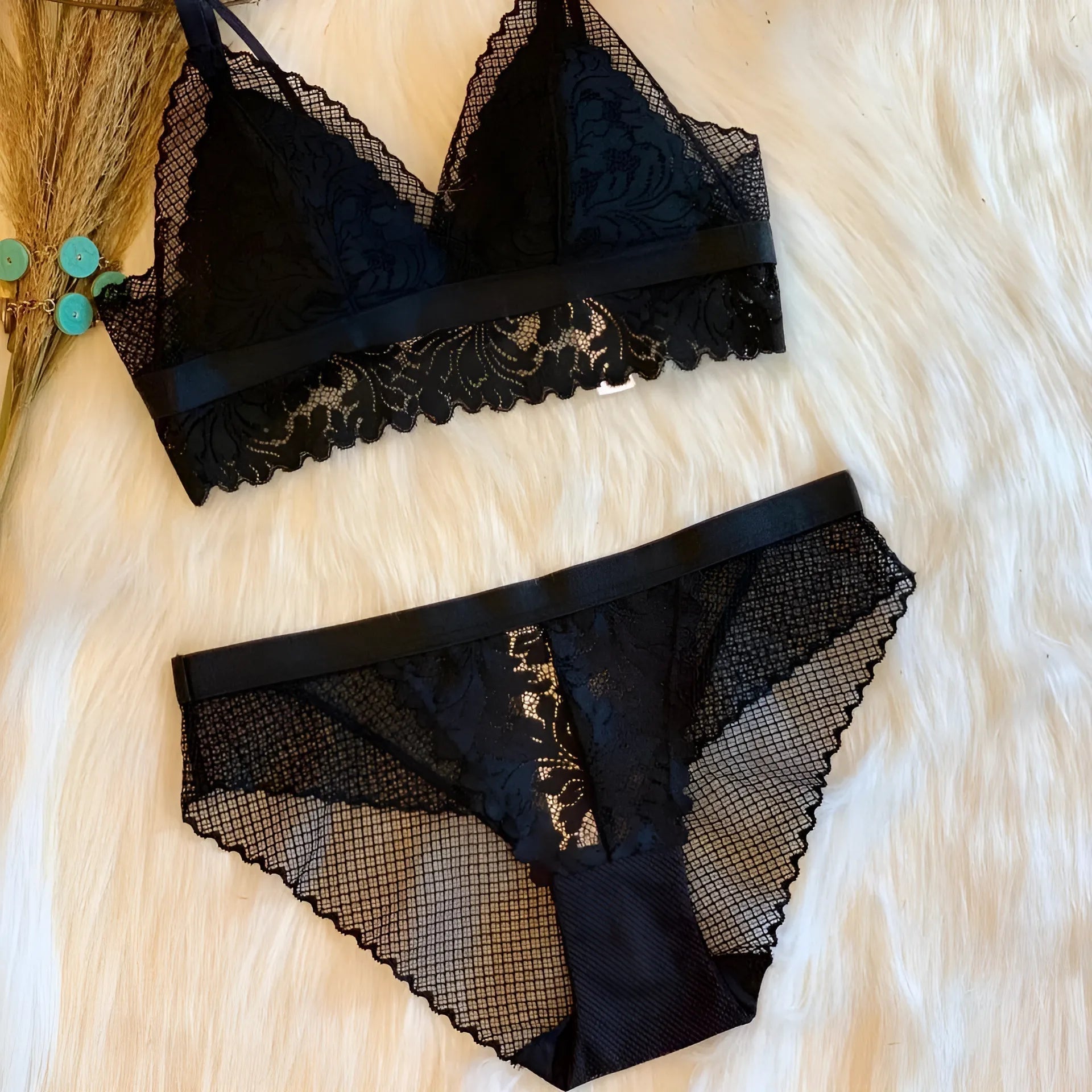 Black Lace Lingerie Set