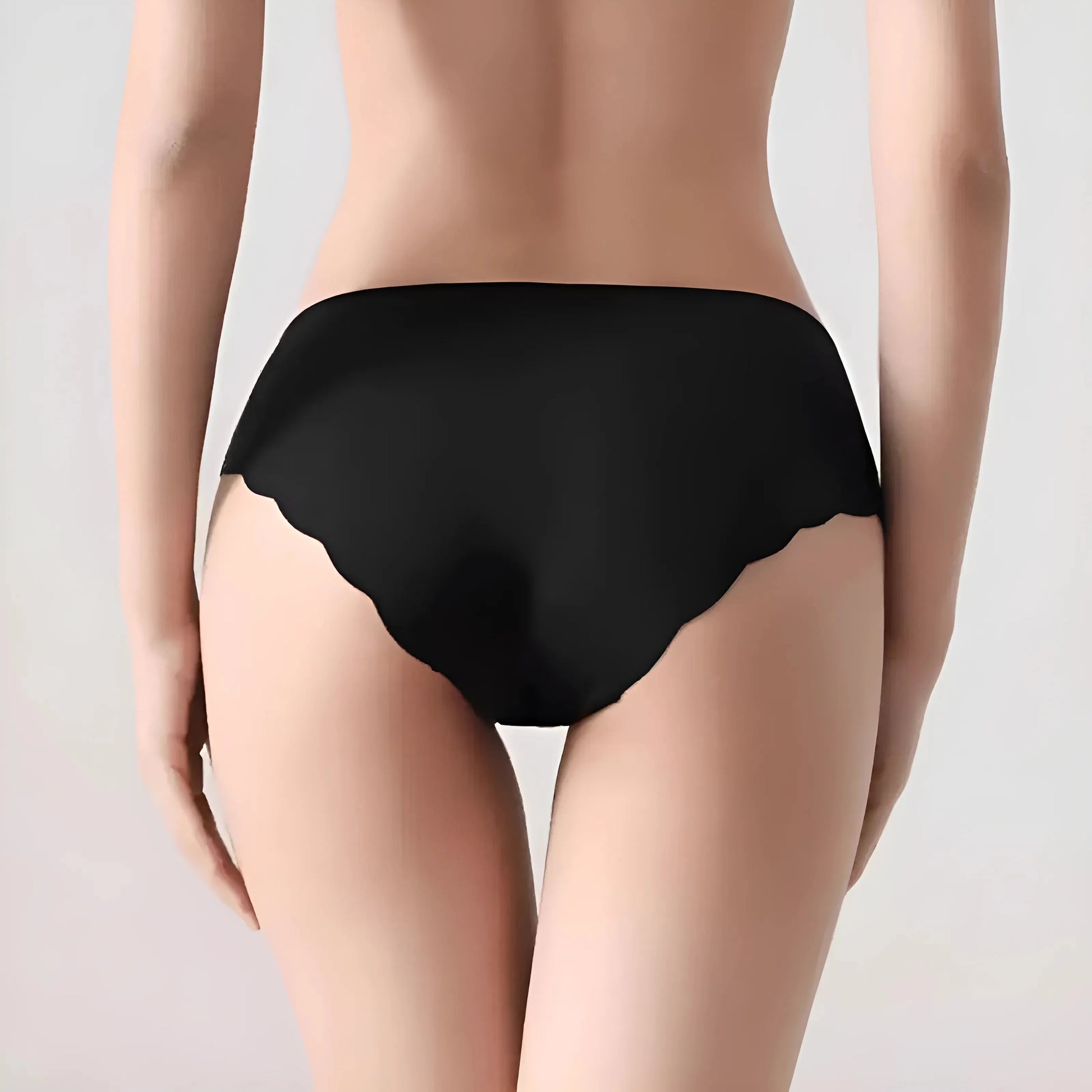 Black Seamless Classic Cut Knickers