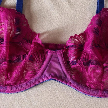  Dreiteiliges Dessous-Set aus Spitze