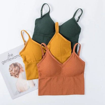  Ein Bralette-BH in Form eines Oberteils