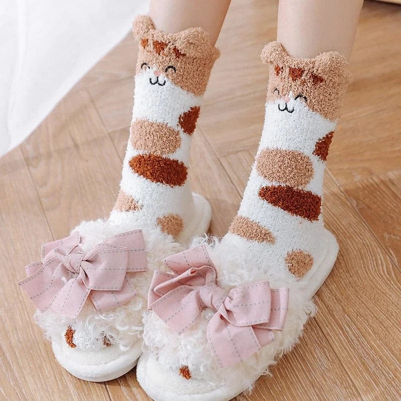  Flauschige Damensocken mit Katzenmotiv