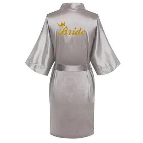 Grau Satin-Morgenmantel Peignoir mit der Aufschrift "Bride"