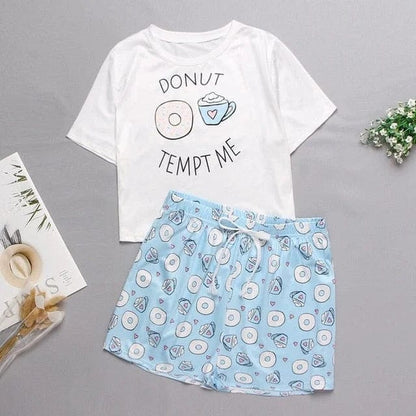 Hellblau Damenpyjama mit farbenfrohen Prints