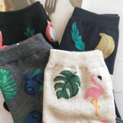  Lange Socken mit bunten Drucken