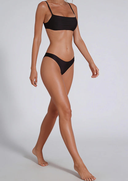 Minimalistischer Zweiteiler Bikini Badeanzug