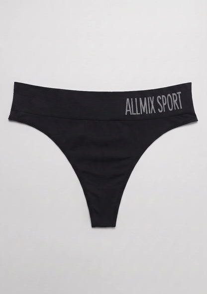 Sportliches String-Set