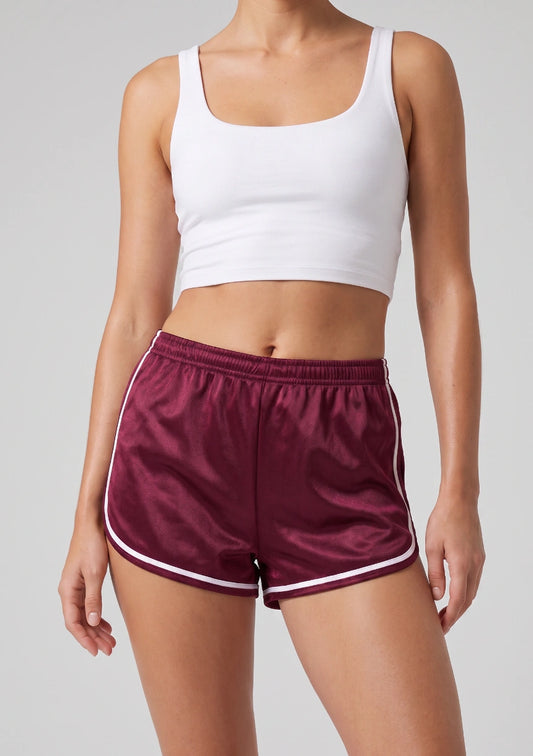 Glänzende Sportshorts