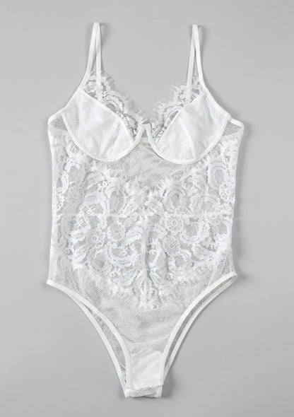 Zarter Spitzen-Bodysuit mit Mesh-Einsätzen