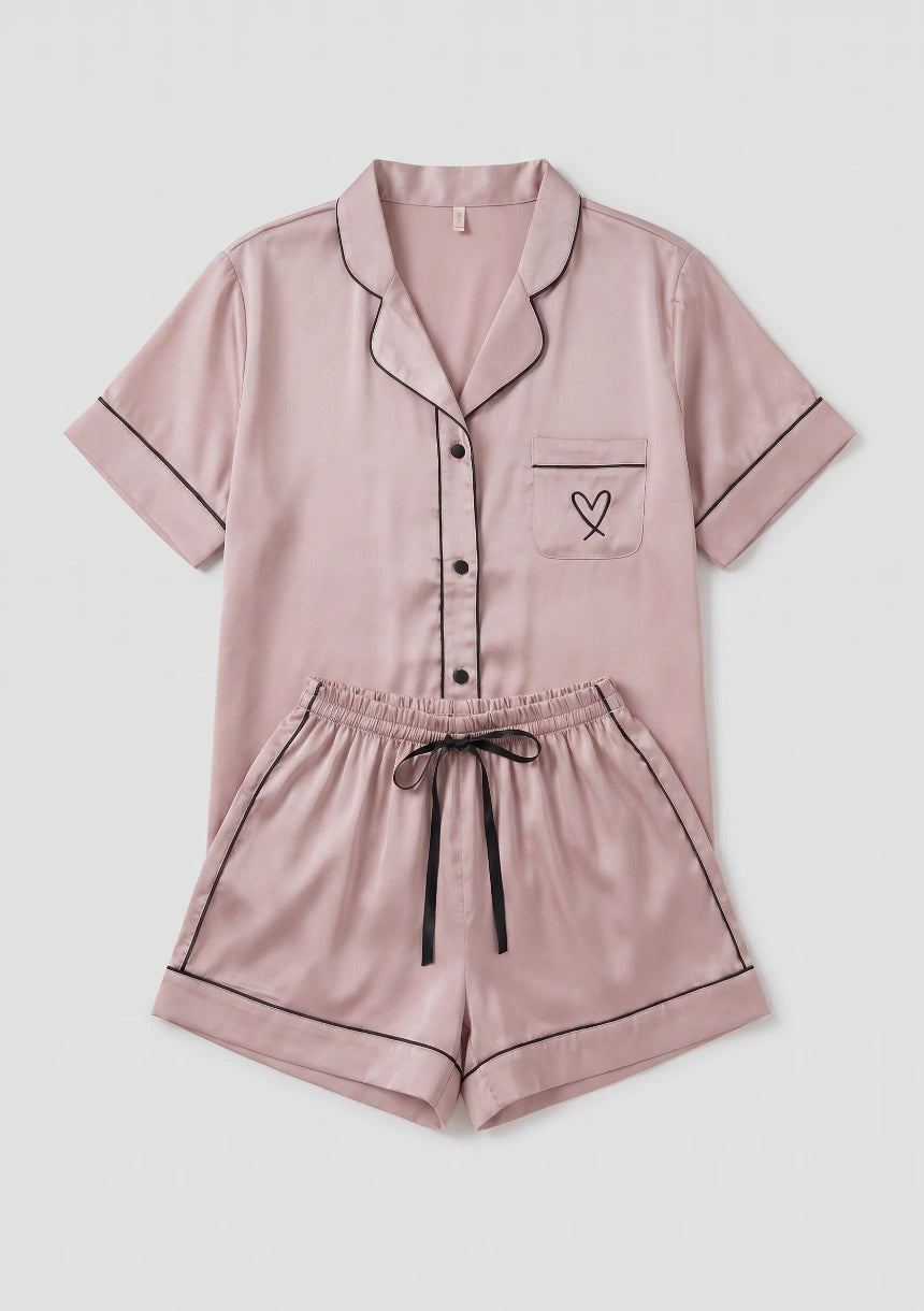 Damen Satin-Pyjama mit Shirt und kurzen Shorts