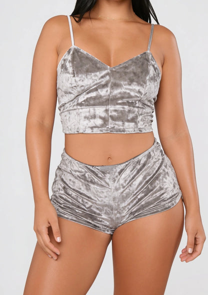 Samt Pyjama Set mit Top und Shorts
