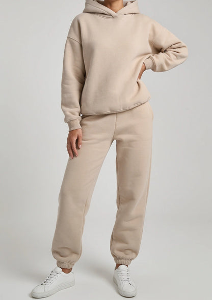 Lockerer, bequemer Hoodie-Set