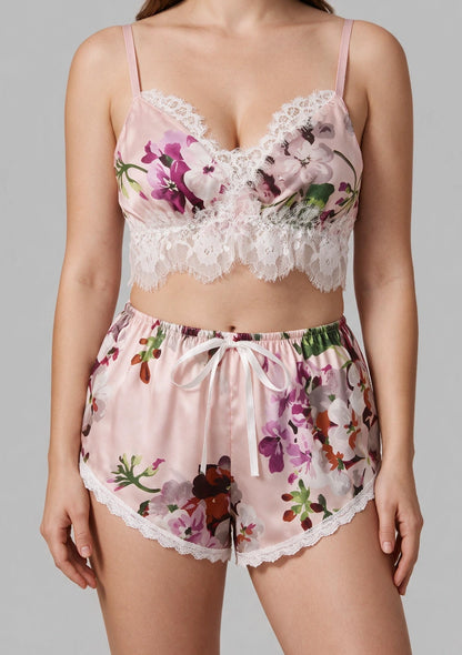 Blumige Damenpyjamas