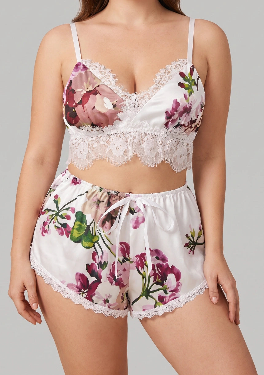 Blumige Damenpyjamas
