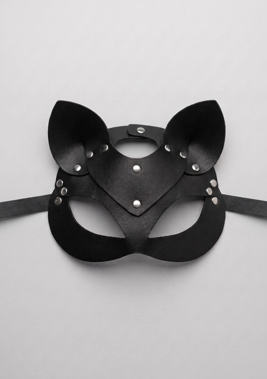 Ledermaske mit Ohren