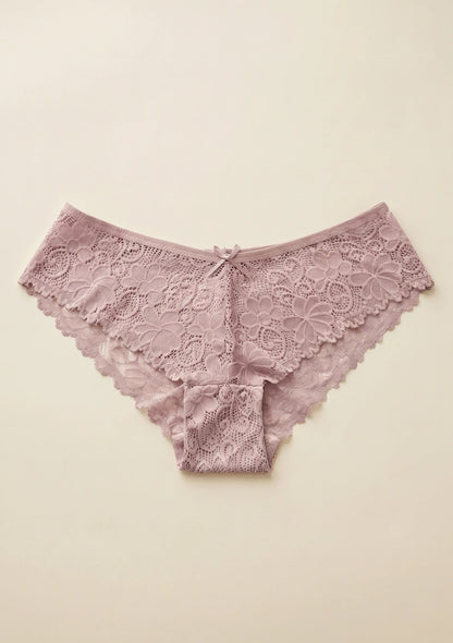 Spitzenunterhosen in Pastellfarben