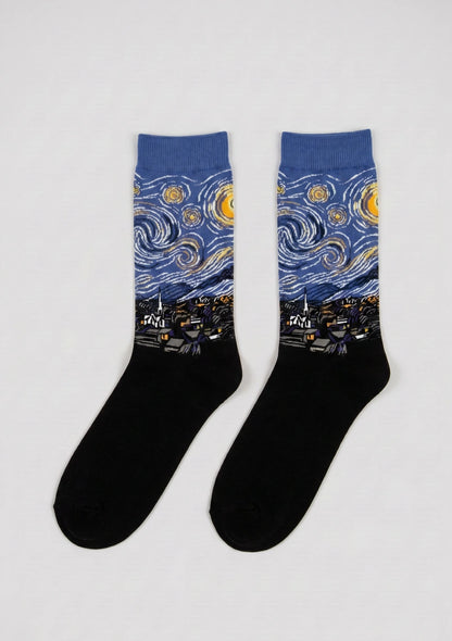 Lange Socken mit künstlerischen Designs