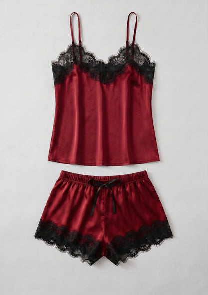 Kurzes Satin-Pyjama-Set für Frauen mit dekorativem Spitzenbesatz