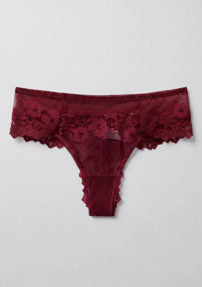 Klassische Spitzenstring-Panties