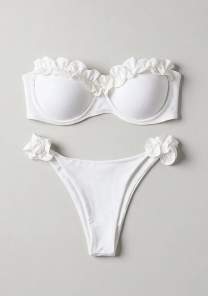 Zweiteiliger Bikini mit dekorativen Rüschen