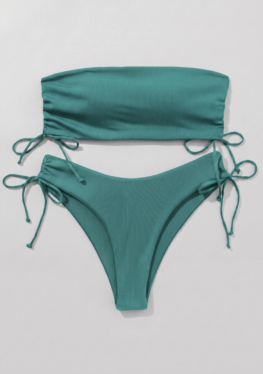 Hochgeschlossenes Zweiteiliges Bikini-Set
