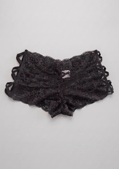 Spitzenunterhosen mit dekorativen Trägern