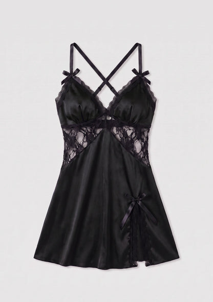 Seiden-Nachtkleid mit Spitzenbesatz