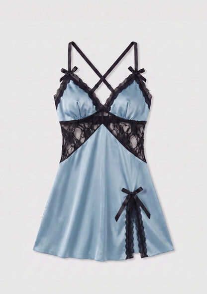 Seiden-Nachtkleid mit Spitzenbesatz