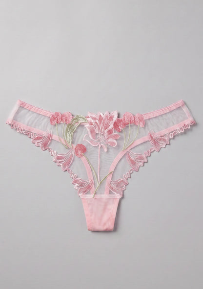 Spitzenunterhosen mit dekorativen Verzierungen