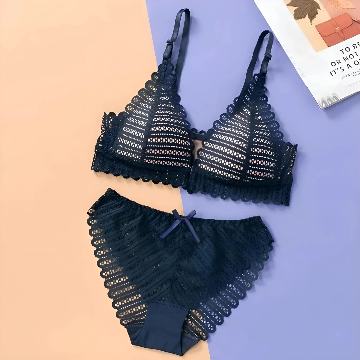 Navy Lace Lingerie Set in Classic Style