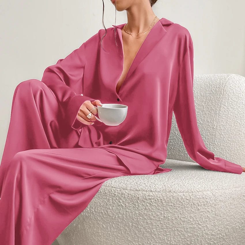 Rosa Breiter Satin-Pyjama