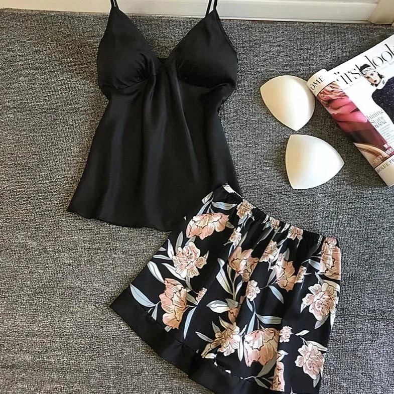 Schwarz Satin-Pyjama mit bunten Shorts