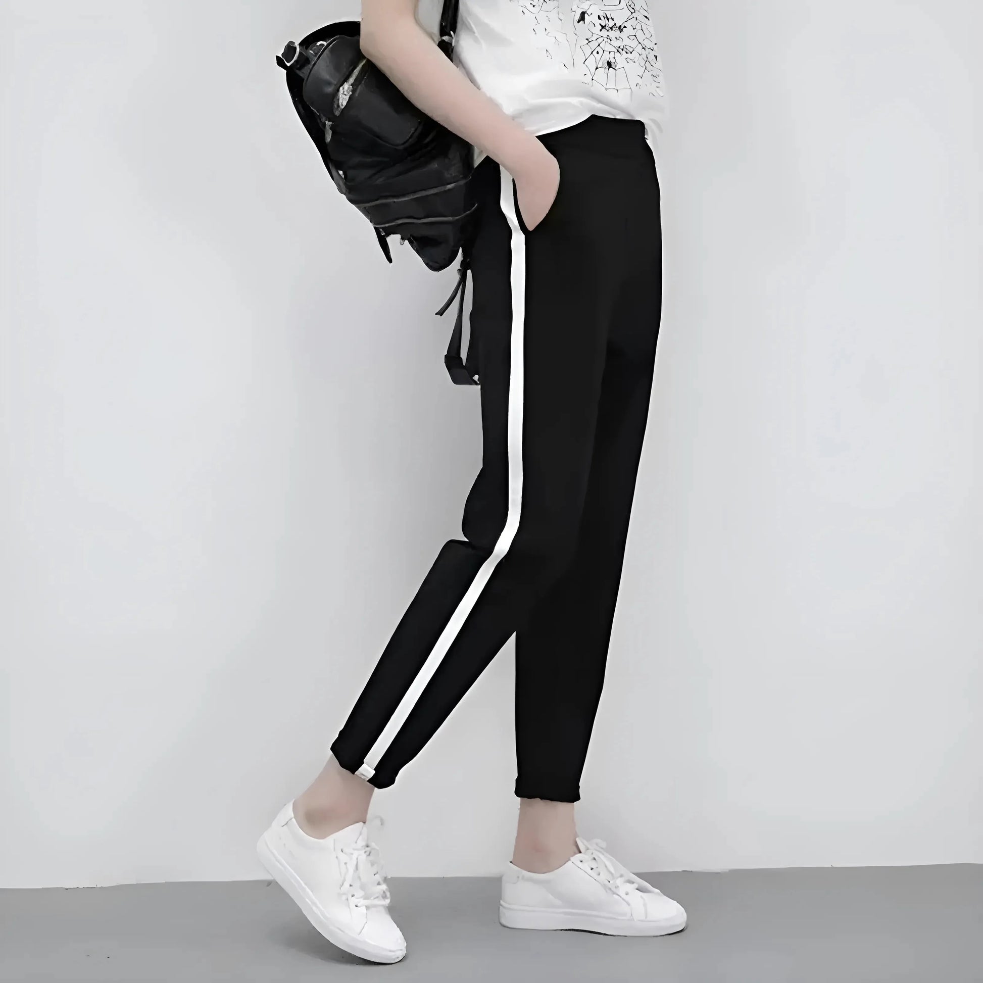 Sporty Tracksuit with Side Stripe