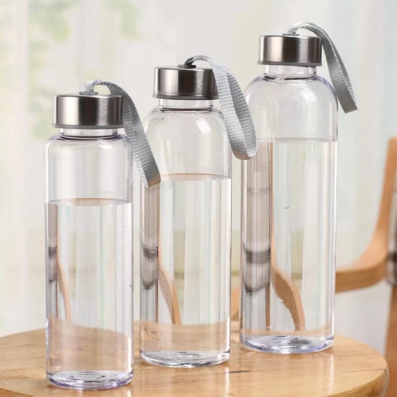 Transparent Klassische Wasserflasche