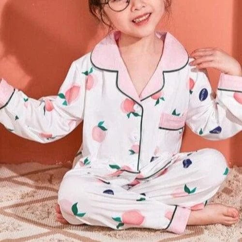 Weiß Kinderpyjama mit langen Ärmeln